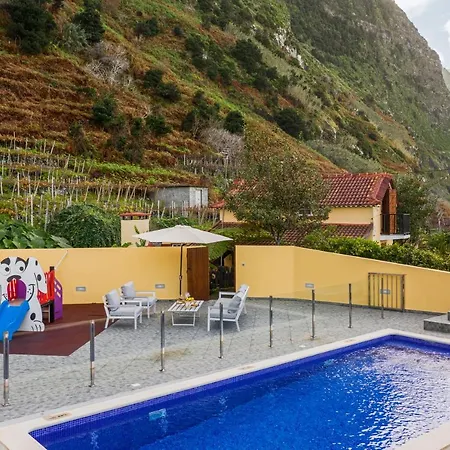 Solar Do Tomas By An Island Apart Chalet *